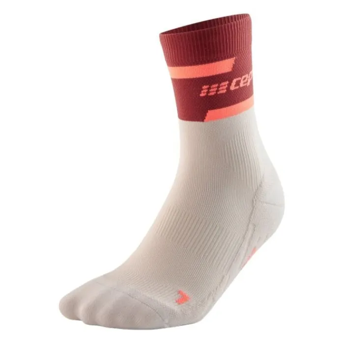 CEP Socks | Running Socks^The Run Socks Mid Cut V4 Red