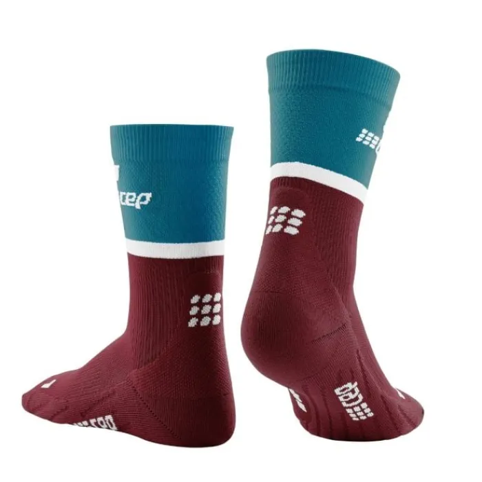 CEP Socks | Running Socks^The Run Socks Mid Cut V4 Red