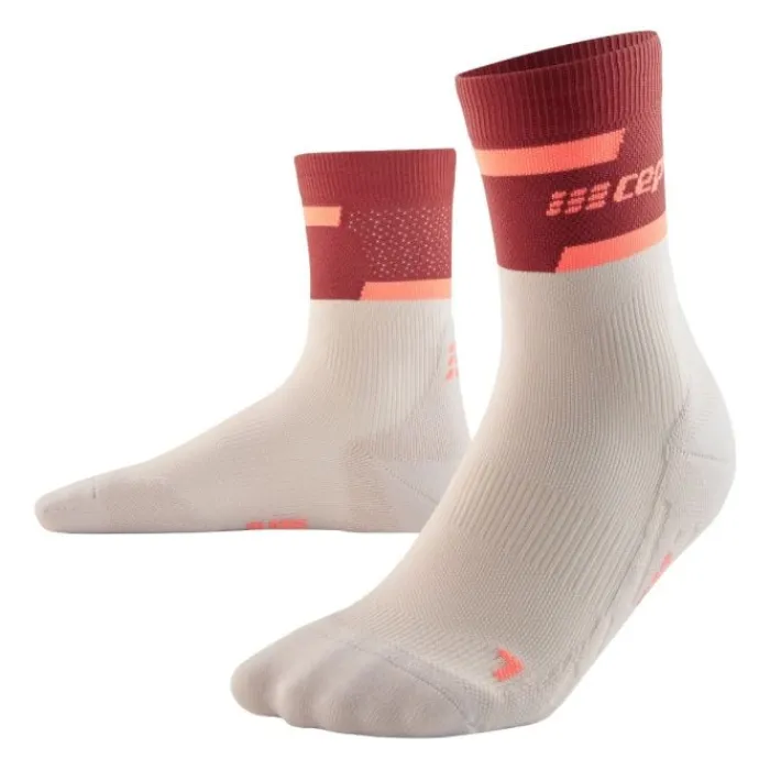 CEP Socks | Running Socks^The Run Socks Mid Cut V4 Red