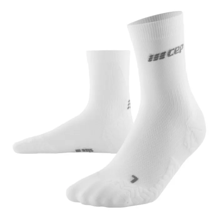 CEP Socks | Running Socks^Ultralight Compression Mid Cut Socks White