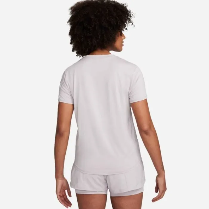 Nike Running Tops & T-shirts^Dri-FIT One Classic Short Sleeve Tee