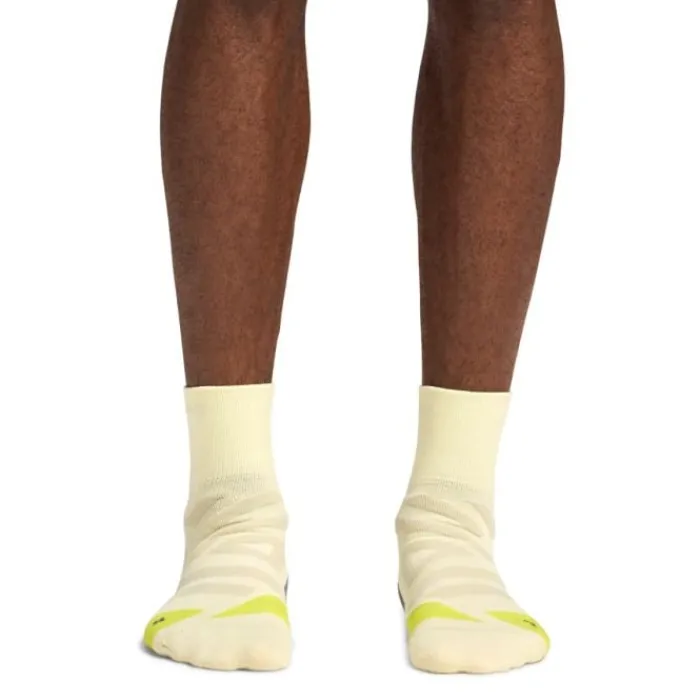 On Socks | Running Socks^Performance Mid Sock Green