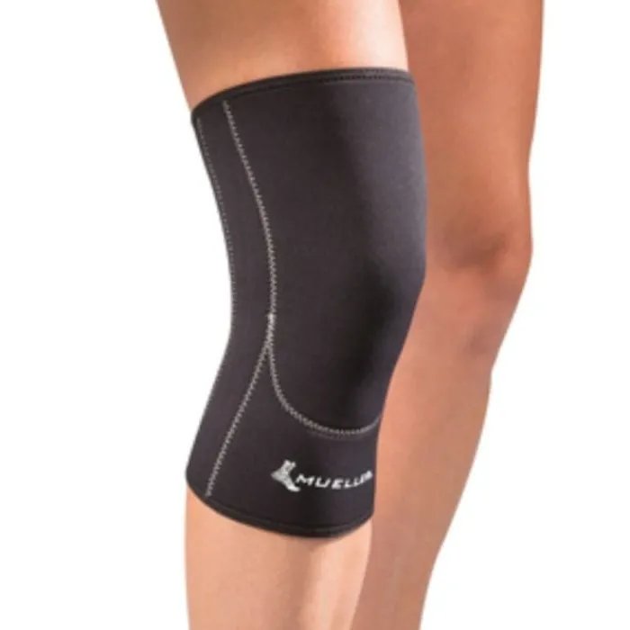 Sports Pharma Sports Care^Mueller Knæbandage - Ekstra Lang Black