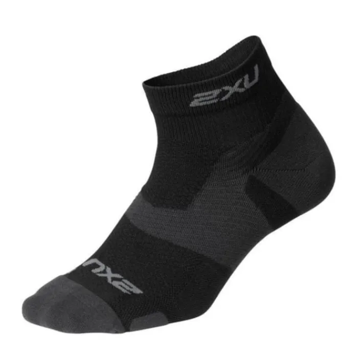 2XU Socks | Running Socks^Vectr Light Cush Crew Socks Black